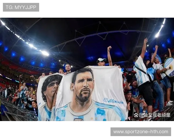 足球球星赛场落泪动人瞬间引发球迷热议情感共鸣